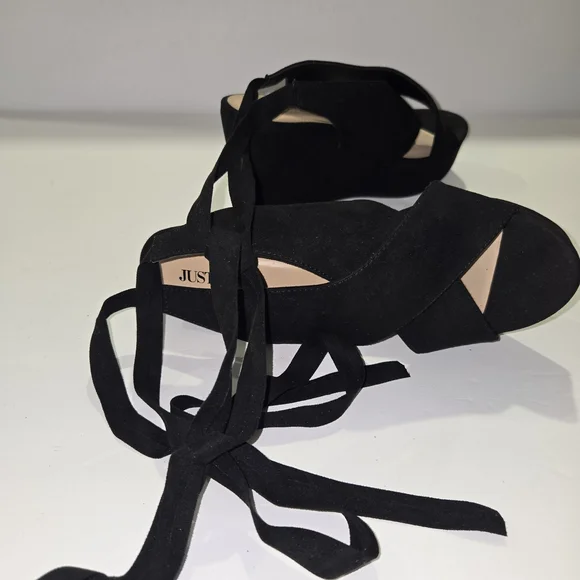 JustFab Black Wedge Sandals Women's Size 8 - Picture 7 of 11